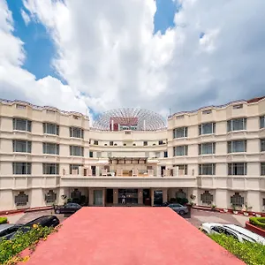 Howard Plaza The Fern, Отель